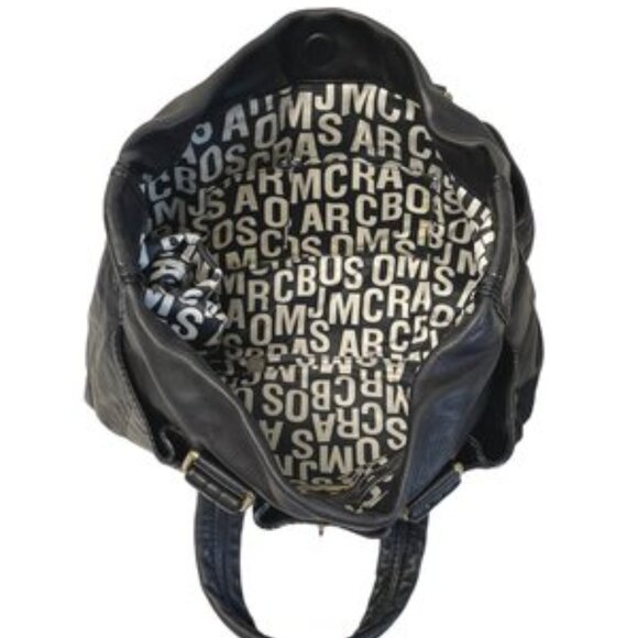 Marc Jacobs Totally Turn-lock Black Leather Diaper Bag - Picture 2 of 4